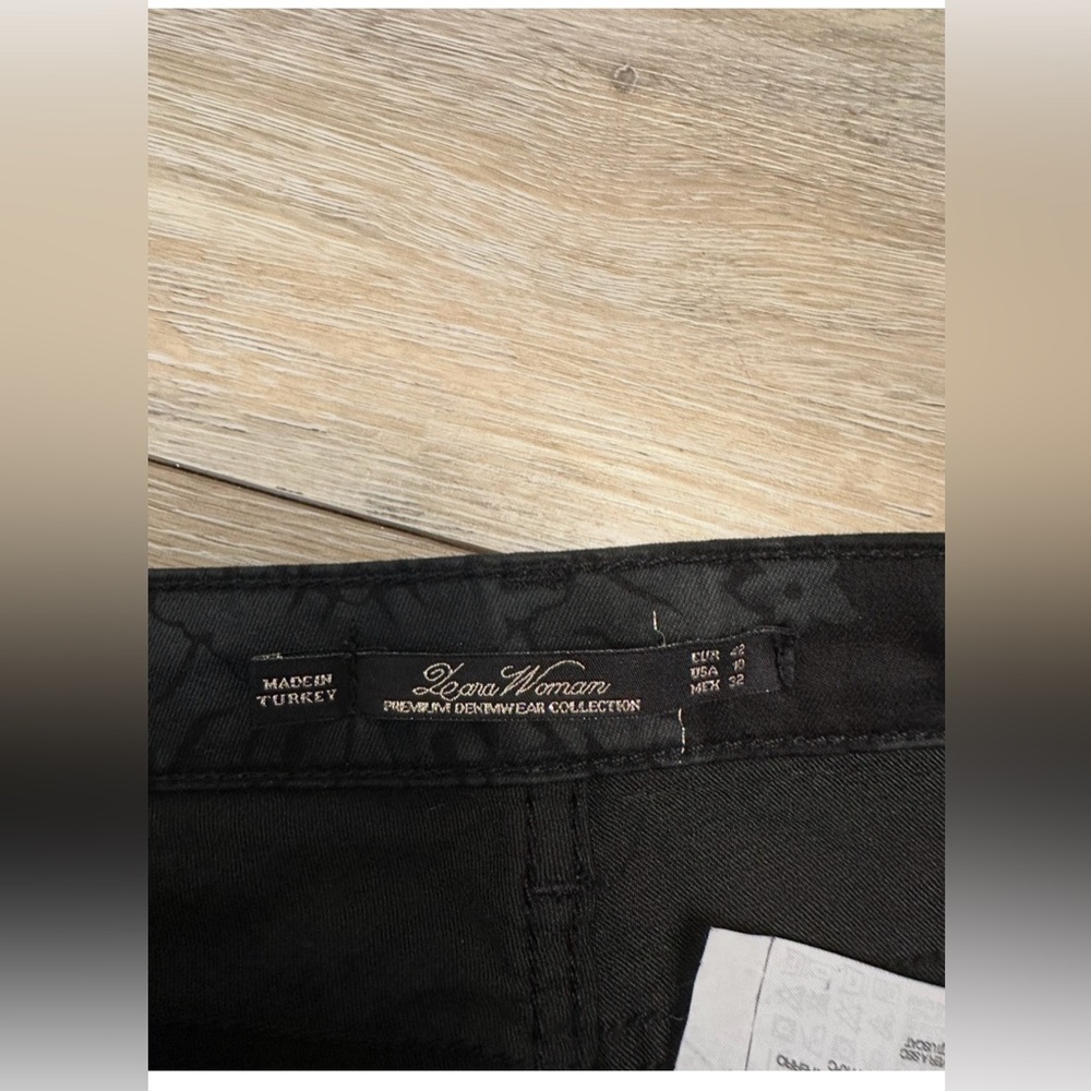Zara Black Floral Jacquard Jeans - Picture 2 of 3